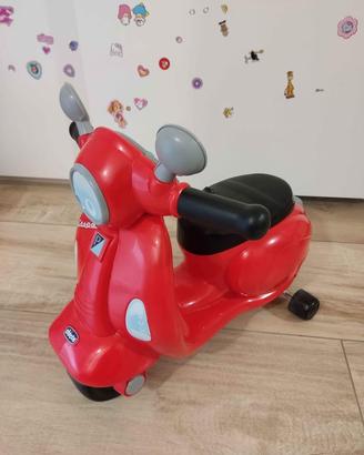 Vespa chicco rossa 1-3 anni