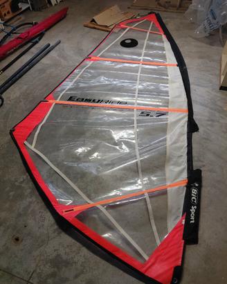 windsurf vele alberi boma