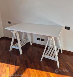scrivania bianca Ikea