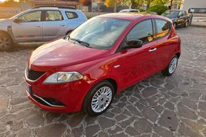 Lancia Ypsilon 1.2 69 CV 5 porte GPL Ecochic Silve