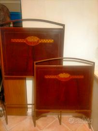 Antica testiera per letto singolo. Modificabile