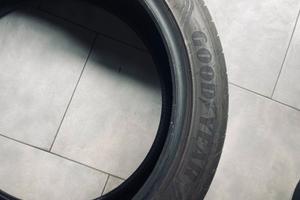 Goodyear Eagle F1 235/45 R20 100V XL x4 - 240€