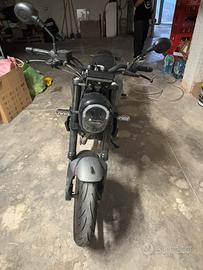 Benelli leoncino 125 - 2023 -  9.000 km