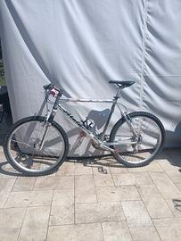MTB atala