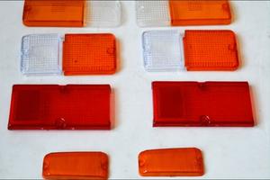 KIT PLASTICHE ANTERIORE POSTERIORI E FRECCE SUZUKI