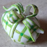 Uovo Decorativo in Porcellana con Candela Integrat