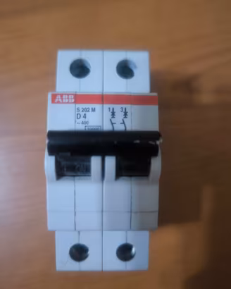 Interruttore Magnetotermico Modulare ABB S202M-D4