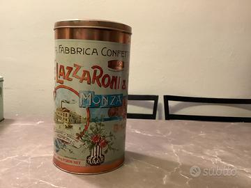 Scatola di latta “ Davide Lazzaroni “