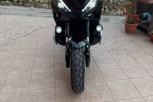 Xadv750