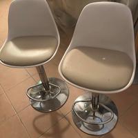 2 sgabelli di design