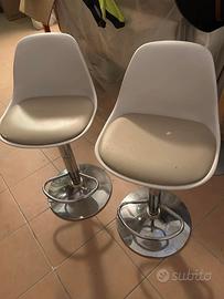 2 sgabelli di design