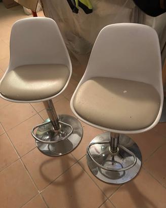 2 sgabelli di design
