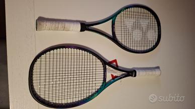 coppia di racchette Yonex Vcore 97 manico 3