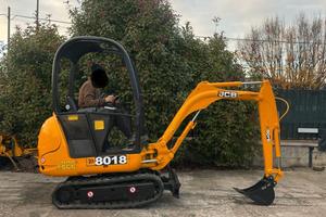 E275 - Escavatore JCB 8018 carro allargabile