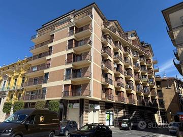 Appartamento di 100 m² con 3 locali e box auto a A
