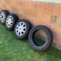 gomme r17 e altri componenti mini