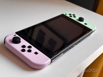 Switch 1 con doppi Joy-Con e gioco