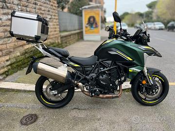 Benelli TRK 702 abs 2024 (permuto rateizzo)