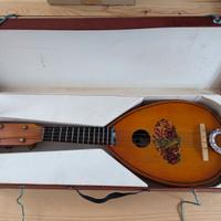 Mandolino strumento musicale artigianale Vintage.