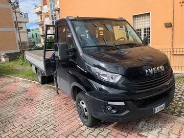 IVECO DAILY 35C15 CON GRU E CASSONE FISSO