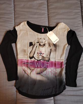 Maglietta Bershka con stampa 