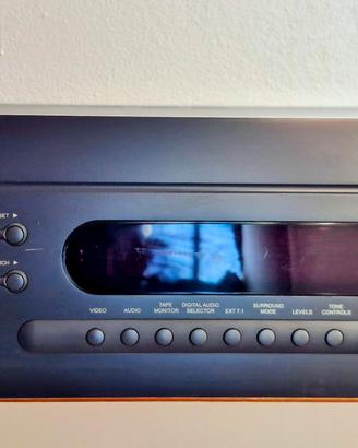 Preamplificatore NAD T163AV