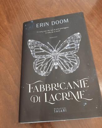 libro fabbricante di lacrime 