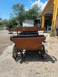 Carrozza d'Epoca in Legno