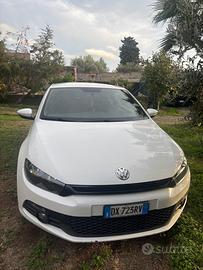 Volkswagen scirocco.