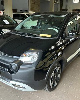 Fiat Panda Cross Hybrid KM ZERO