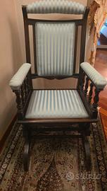 Poltrona a dondolo Liberty 1900  legno noce tornit