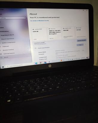 HP 255 G5 8GB RAM e 250GB SSD e Windows 10 pro