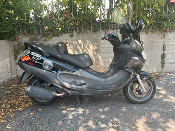 Piaggio X9 200