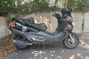 Piaggio X9 200