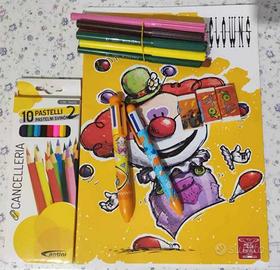 set scuola quadernone a quadrettoni, 2 penne con v