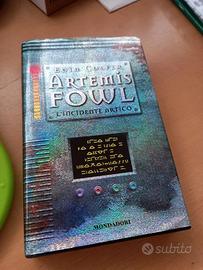 libro Artemis Fowl - L'incidente Artico