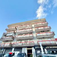 2 LOCALI A BARI