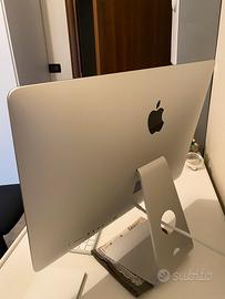 iMac 21,5 Retina 4K 2019. Solo consegna a mano.