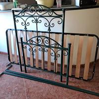 Letto singolo in ferro battuto 