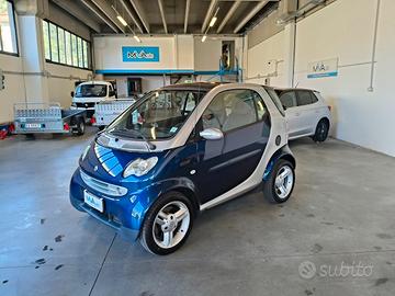 Smart 700 city-coupé passion