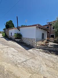 Casa indipendente a un km dal mare
