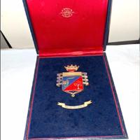 Crest araldico ARMA DEI CARABINIERI floccato metal