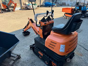 Miniescavatore Dozer 600
