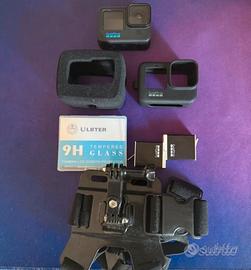 Go Pro Hero 11 Black + Accessori - COME NUOVA