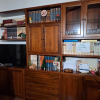 Mobile in legno massello