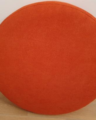 Cuscino Pouf 80 x h 13 arancio appena confezionato