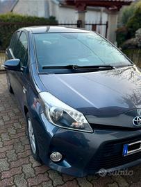 Toyota YARIS Ibrida
