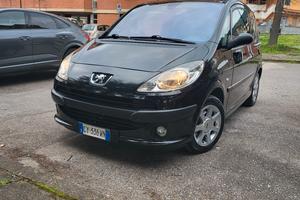 Peugeot 1007 1.4 HDi '05
