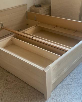 Struttura letto matrimoniale con rete a doghe