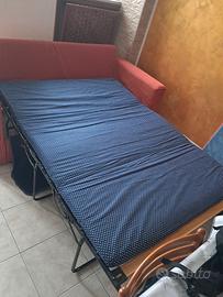 Divano letto a due posti